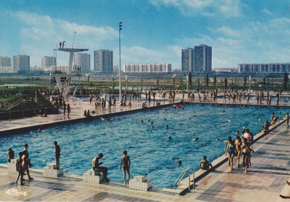 © Renaud Epstein „Postkarte Rives du Cher (Tours)“ aus @renaud_epstein, Twitter Account, seit 2008